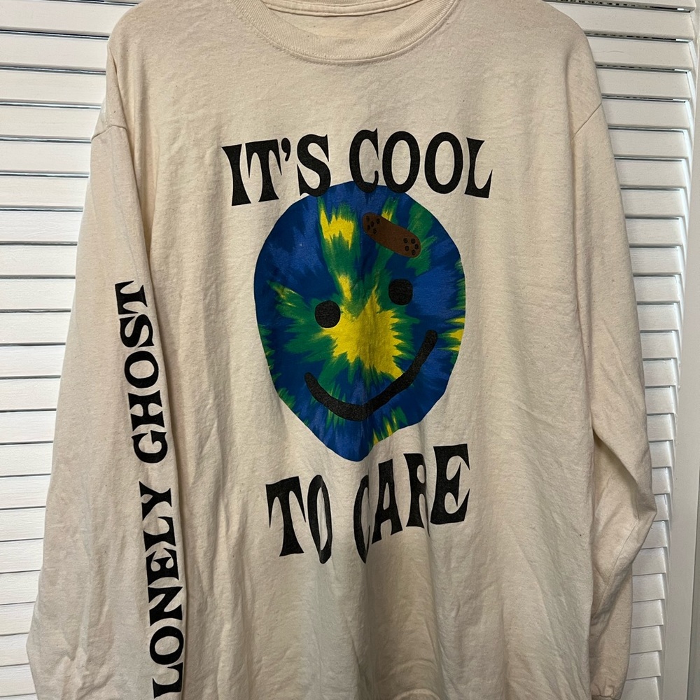 Lonely Ghost Tshirt